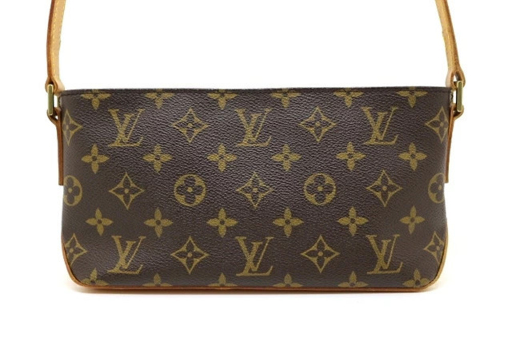 LOUIS VUITTON Trotteur Shoulder Bag Monogram